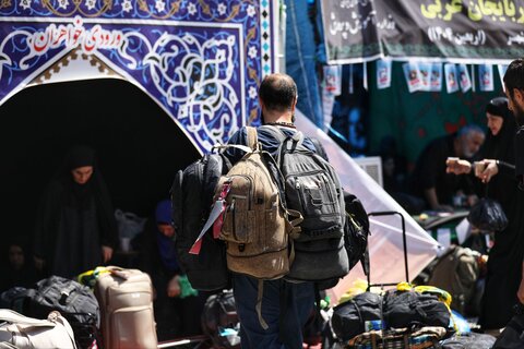 تصاویر/  بازگشت زائرین از پایانه مرزی تمرچین