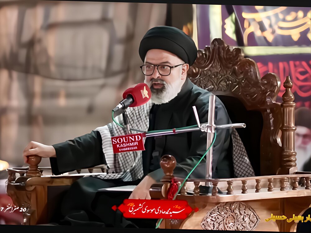 روحانی کشمیری: با عمل به سیره امام حسین علیه السلام زندگی خود را اصلاح کنیم