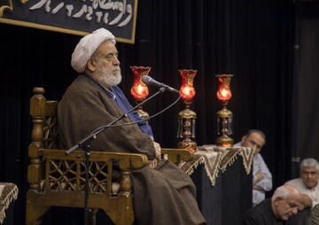  روایات اهل‌بیت(ع) سازنده بنای انسانیت است