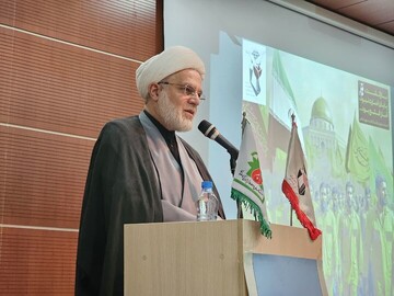 آزادگان شایسته‌ترین مدافعان انقلاب هستند