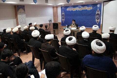تصاویر/برگزاری دوره آشنایی با نهج‌البلاغه در اهواز