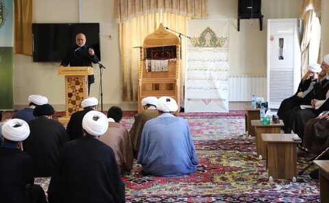 تصاویر/ جلسه اخلاق استاد تحریری در جمع طلاب و روحانیون تبریزی