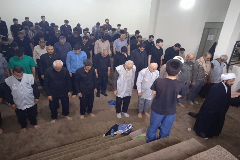 خدمت‌رسانی موکب امام صادق(ع) قصر شیرین با پذیرایی از ۵۴۰۰ زائر اربعین+عکس