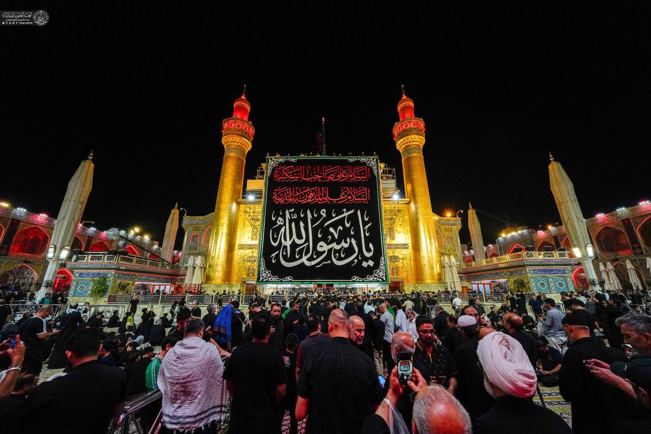 صور/ الصحن العلوي المُطهَّر يَلبس حُلّةَ الحزن استعداداً لذكرى رحيل النبي الأعظم (ص)