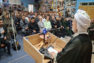 مراسم پاسداشت حماسه‌ تاریخی شکست حصر پاوه در یادمان شهدا برگزار شد+تصاویر