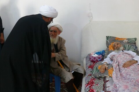 عیادت مدیریت حوزه علمیه استان گلستان از عالم اهل سنت
