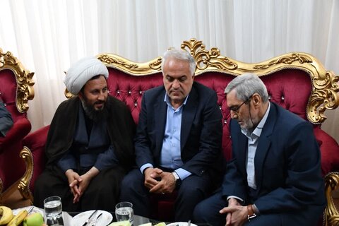 تصاویر/ دیدار امام جمعه شهرستان خوی با آزادگان