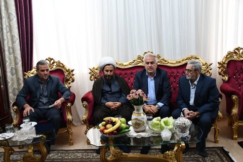 تصاویر/ دیدار امام جمعه شهرستان خوی با آزادگان