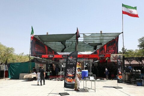 تصاویر/  پذیرایی و اسکان زائرین اربعین حسینی در موکب امامزاده سیدجمال‌الدین (ع) قم