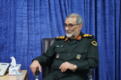 تصاویر دیدار جانشین فرماندهی کل انتظامی جمهوری اسلامی ایران با نماینده ولی فقیه در لرستان