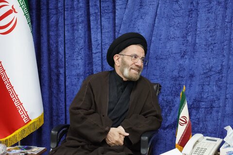 تصاویر دیدار جانشین فرماندهی کل انتظامی جمهوری اسلامی ایران با نماینده ولی فقیه در لرستان