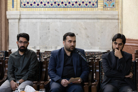 تصاویر/ دیدار مدیران رسانه‌ای خراسان رضوی با تولیت آستان قدس رضوی