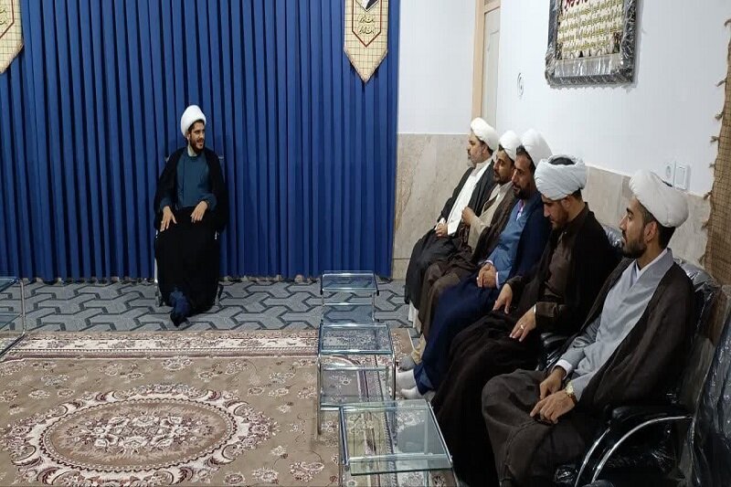 تقدیر از مبلغین اربعین حسینی قصرشیرین در آستانه روز مسجد+عکس