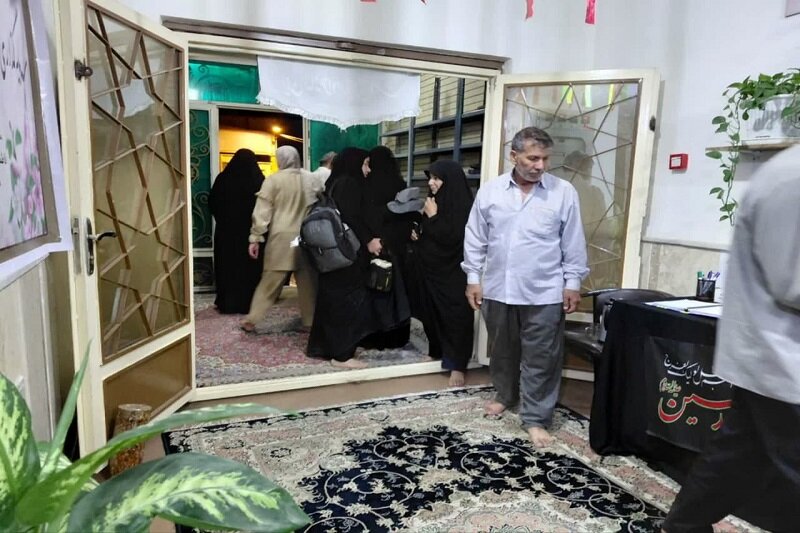 مدرسه علمیه فاطمه الزهرا(س) دالاهو میزبان ۵ هزار زائر اربعین حسینی(ع) شد+تصاویر