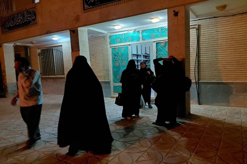 مدرسه علمیه فاطمه الزهرا(س) دالاهو میزبان ۵ هزار زائر اربعین حسینی(ع) شد+تصاویر