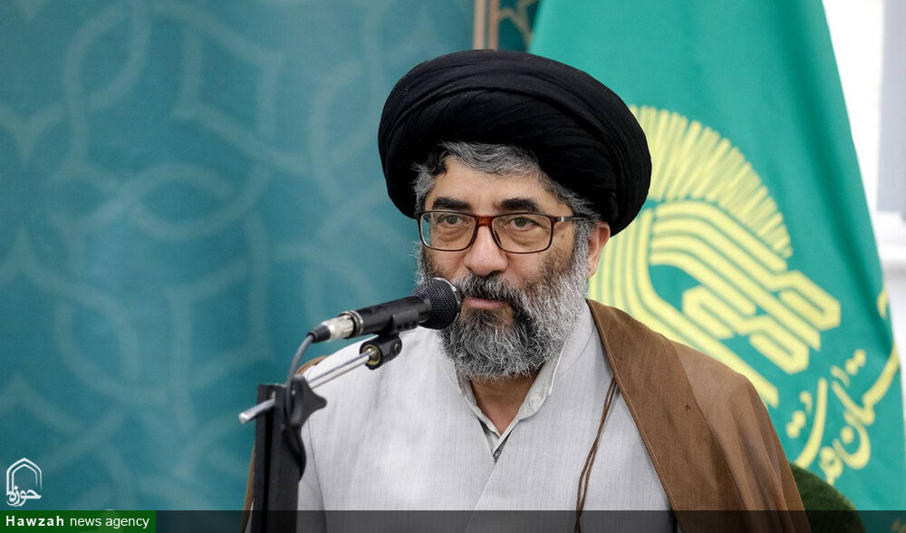 استاد محمود فرشچیان، هنرمندی در خدمت اهل‌بیت(ع) بود