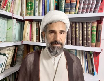 تواضع از ویژگی‌های بارز پیامبر اسلام(ص) بود