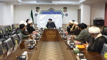 تصاویر/ جلسه هماهنگی فعال سازی حلقات صالحین ویژه کادر مدیریت حوزه علمیه استان یزد