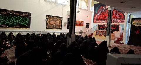 تصاویر/برگزاری مراسم عزاداری دهه آخر ماه صفر در مدرسه علمیه الزهرا(س) اراک