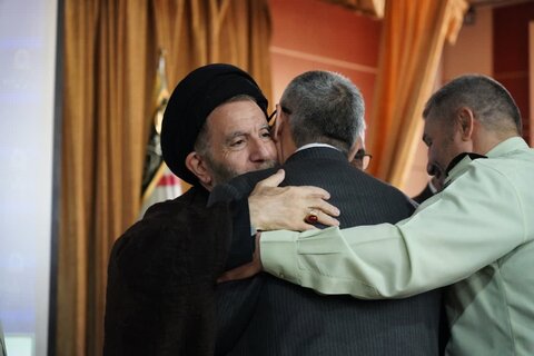 تصاویر مراسم تودیع و معارفه فرمانده انتظامی لرستان