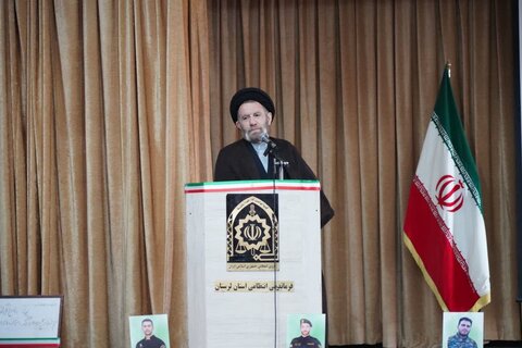 تصاویر مراسم تودیع و معارفه فرمانده انتظامی لرستان