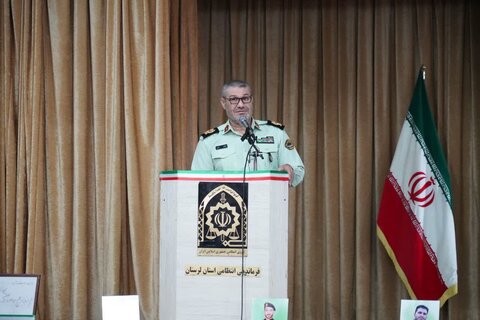 تصاویر مراسم تودیع و معارفه فرمانده انتظامی لرستان