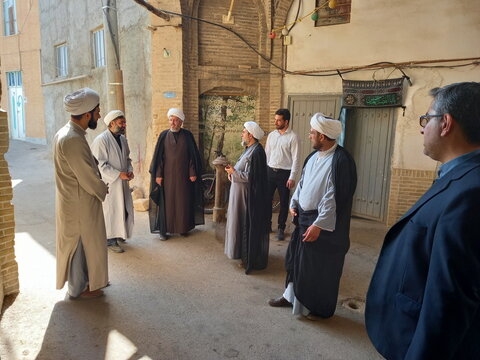 تصاویر/ بازدید معاون منابع انسانی و پشتیبانی حوزه‌های علمیه کشور از مدارس علمیه شهرستان کاشان