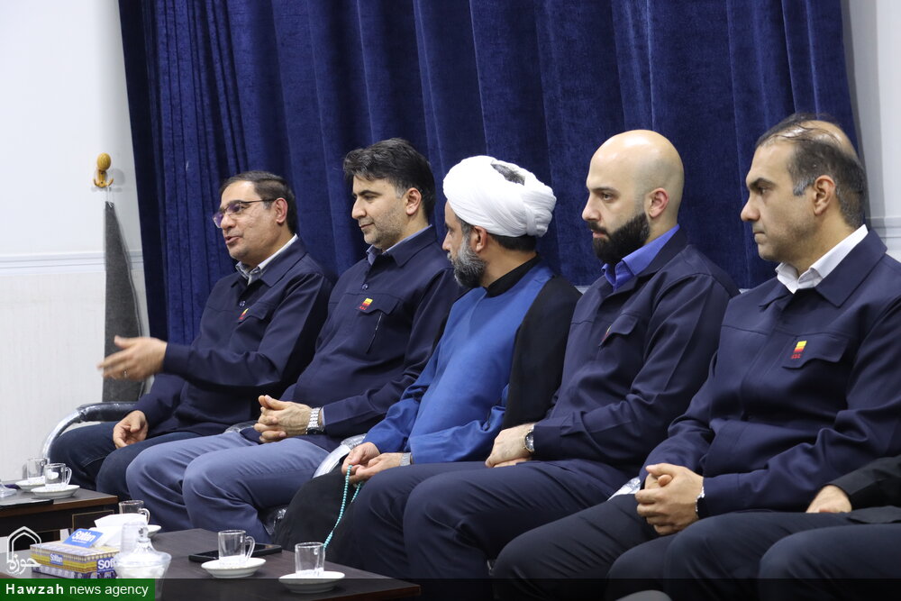 دیدار مدیران شرکت فولاد خوزستان با نماینده ولی فقیه در خوزستان