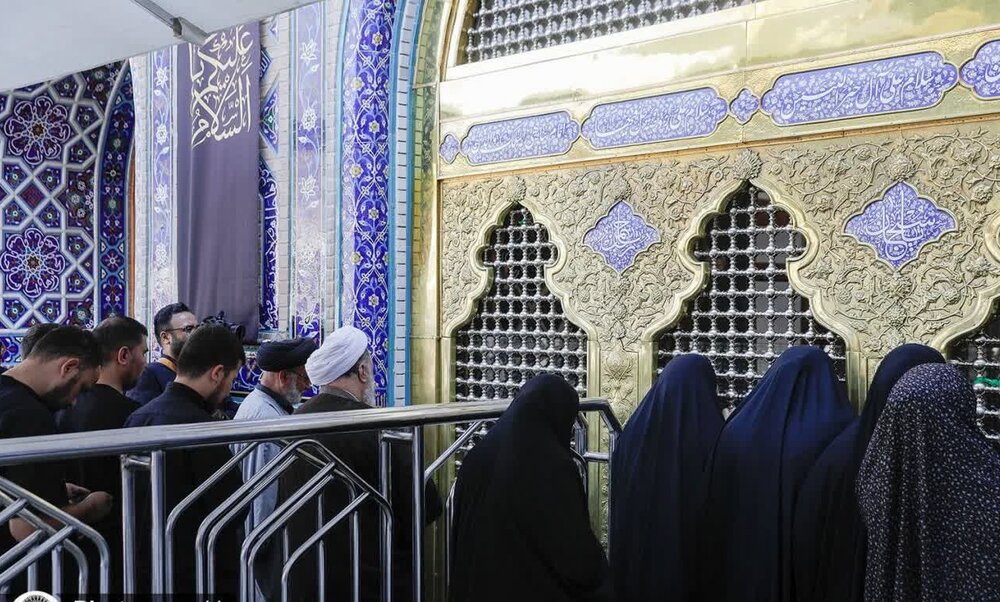 Uzbek Pilgrims Make First Spiritual Visit to Imam Reza Shrine