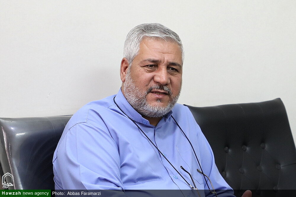 ایده نوآورانه یک دانشآموخته حوزه برای تولید انرژی خورشیدی از فضاهای بلااستفاده شهری