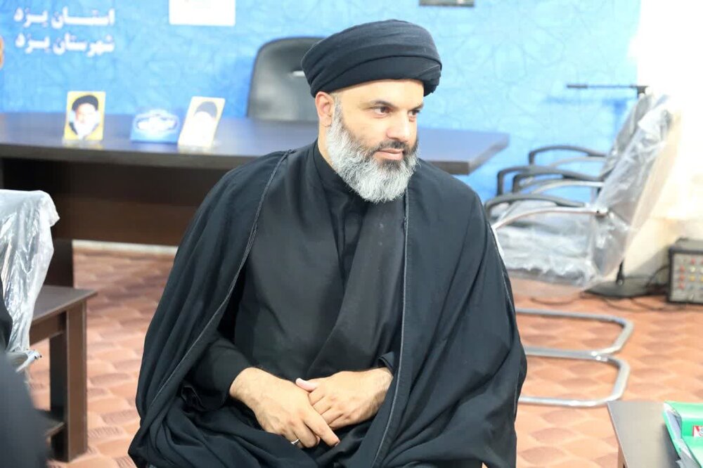 بهره گیری از تفسیر تسنیم در حوزه علمیه استان یزد