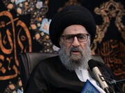 آية الله المدرسي يطالب بجعل المواجهة الفكرية على رأس أولويات الصراع مع الأعداء