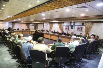 گرامیداشت هفته دفاع مقدس در قم با شعار ''ما فاتحان قله‌ایم''