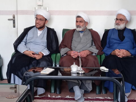 تصاویر/ بازدید معاون منابع انسانی و پشتیبانی حوزه‌های علمیه کشور از مدارس علمیه آران و بیدگل