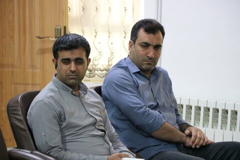 تصاویر/نشست امام جمعه شهرستان دهلران با  اصحاب رسانه