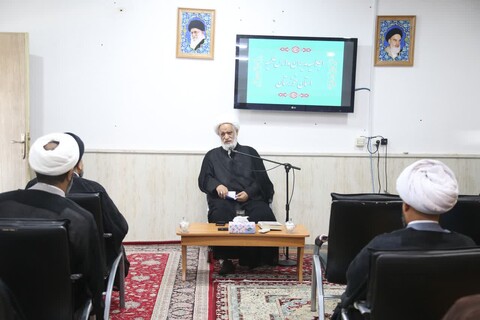 تصاویر / اجلاسیه مدیران حوزه علمیه خوزستان با محوریت مسائل آموزشی، تربیتی برگزار شد