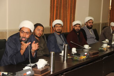 تصاویر / نشست هم اندیشی مبلغین امین حوزه علمیه استان قزوین