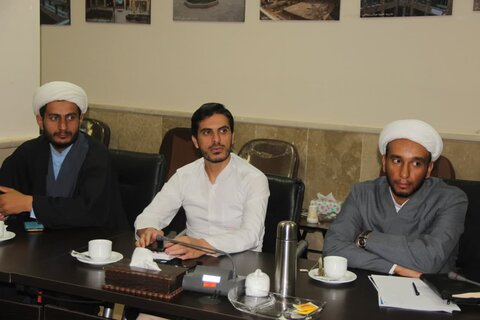 تصاویر / نشست هم اندیشی مبلغین امین حوزه علمیه استان قزوین