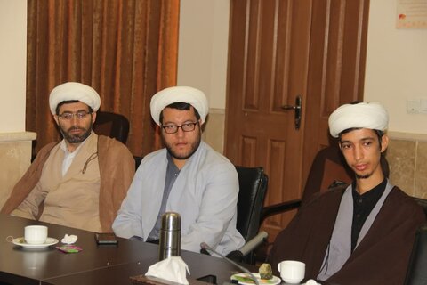 تصاویر / نشست هم اندیشی مبلغین امین حوزه علمیه استان قزوین
