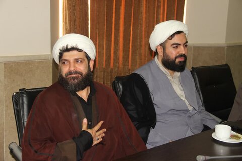 تصاویر / نشست هم اندیشی مبلغین امین حوزه علمیه استان قزوین