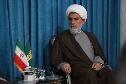 تصاویر /  دیدار مدیرکل فرهنگ و ارشاد اسلامی استان قزوین با امام جمعه بوئین زهرا