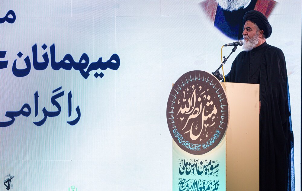 जो मस्जिद क्रांति और विलायत की रक्षा नहीं करती, वह मस्जिद नहीं है / राष्ट्रीय एकता को कमजोर करने वाला हर बयान या शब्द दुश्मन की अभिव्यक्ति है