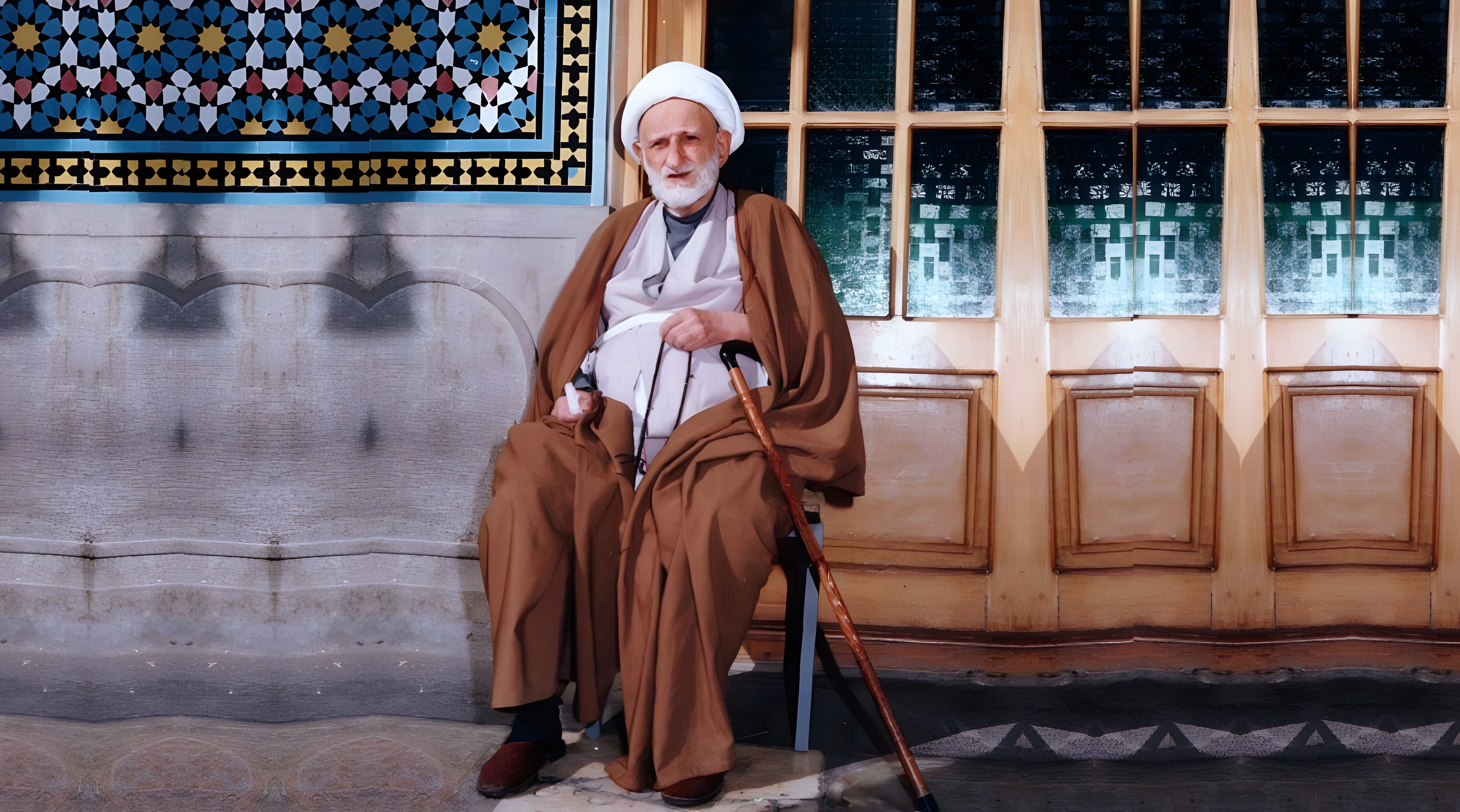 Ayatollah Bahjat : La prière n’est jamais inefficace, même si elle est retardée