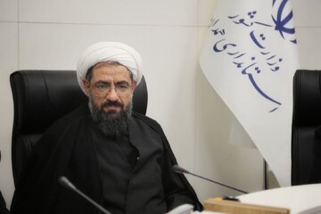 مسئولان با تمام توان برای رفع مشکلات مردم تلاش کنند