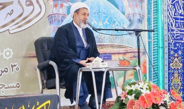امروز مساجد یکی از مراکز مهم مردمی برای رفع مشکلات جامعه است