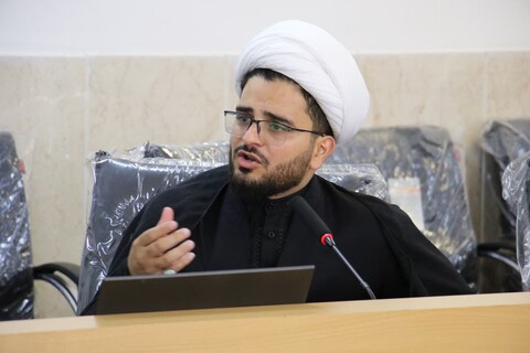 تصاویر| نشست معاون پژوهش حوزه های علمیه با معاونین پژوهش مدارس اصفهان