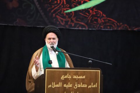 تصاویر/ برگزاری دسته عزاداری ادارات خیابان آیت الله طالقانی به مناسبت سالروز شهادت پیامبر اعظم (ص)‌، امام حسن مجتبی (ع) و امام رضا (ع)