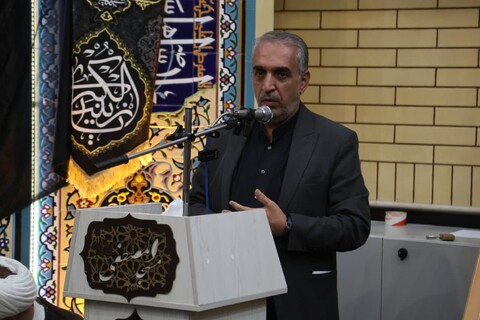 تصاویر /  حضور مسئولان استان همدان در مسجد المصطفی شهرک شهید مدنی همدان