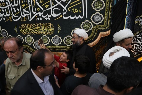 تصاویر /  حضور مسئولان استان همدان در مسجد المصطفی شهرک شهید مدنی همدان