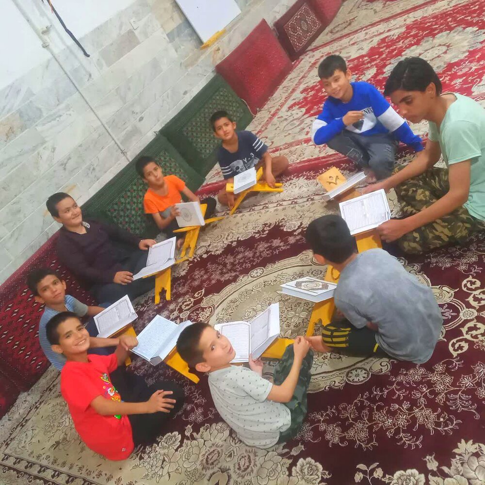 مسجدی که کانون حل مشکلات مردم است؛ از برگزاری جشن ازدواج تا صلح و سازش